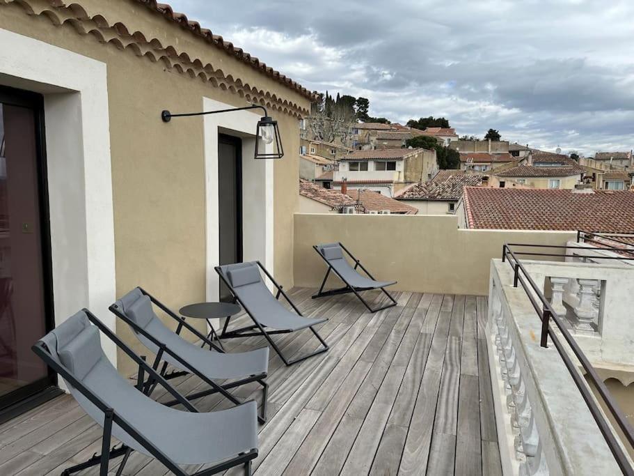 Villa De Charme Châteauneuf-de-Gadagne Exterior photo